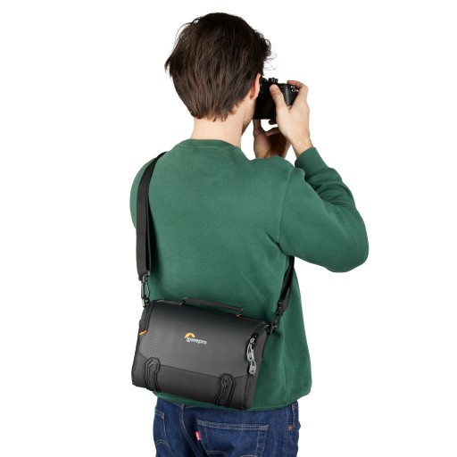 Сумка Lowepro Adventura SH 140 III