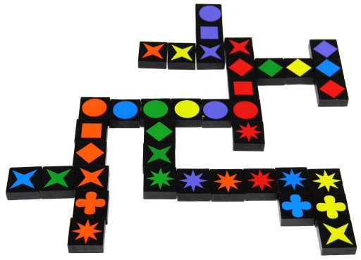 Настольная игра-головоломка QWIRKLE с книжками с картинками