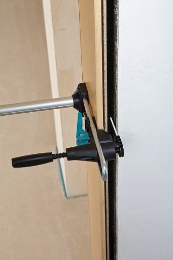 КОМПЛЕКТ ДЛЯ СБОРА ДВЕРНОЙ КОРОБКИ WOLFCRAFT PRO WF3676000