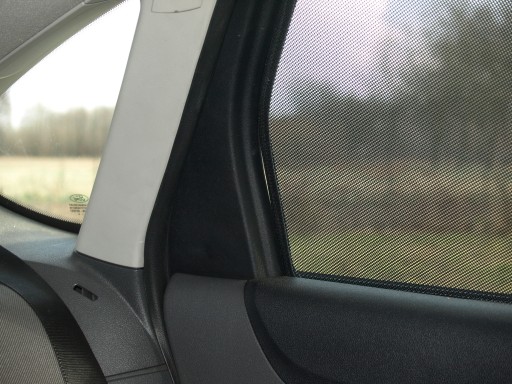 Zasłonki dedykowane Ford Focus MK3 hatchback 2 szt