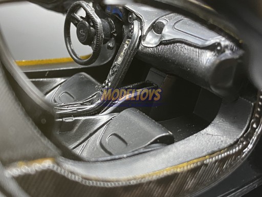 McLaren P1 в масштабе 1:24, Motormax 79325