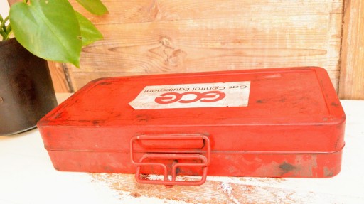 Старый металлический ящик /TOOL CASE с органайзером 32 x 45 см