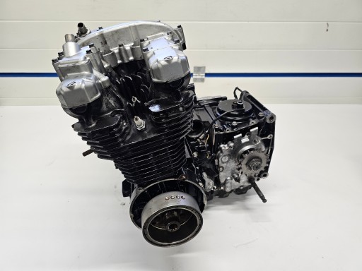 Двигатель Kawasaki Zr 7, отличное состояние, 27 000 GWARA