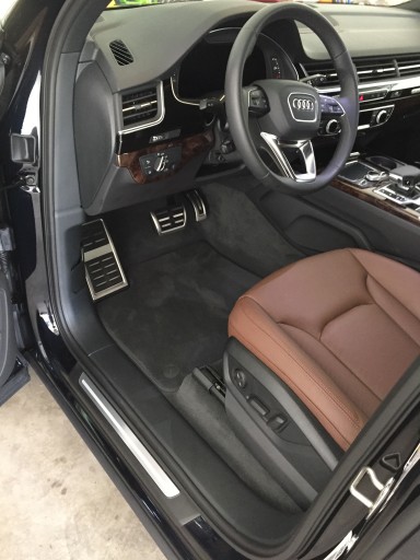 Audi Q8 2018+ накладки на педали
