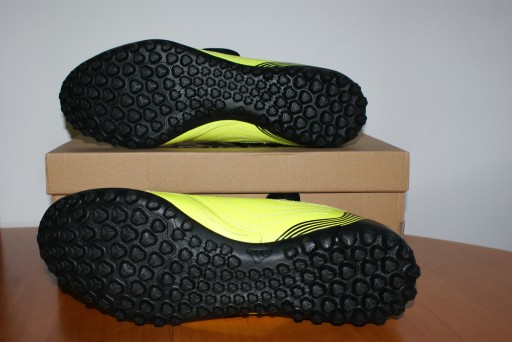 BUTY PIŁKARSKIE ADIDAS COPA SENSE. TF 46