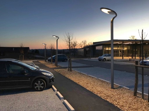Светодиодный парковый светильник на солнечных батареях SANKO P-08 LED 20W