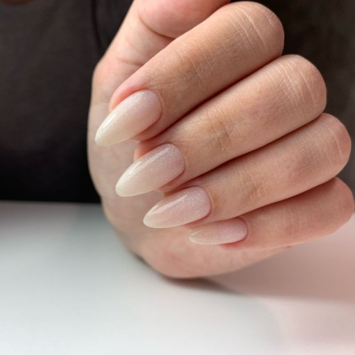 Гель-лак Victoria Vynn Mega Base 8 мл Blink Pink