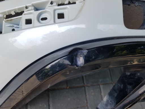 VW TOUAREG R-LINE spoiler zderzaka tył 7P6807568L