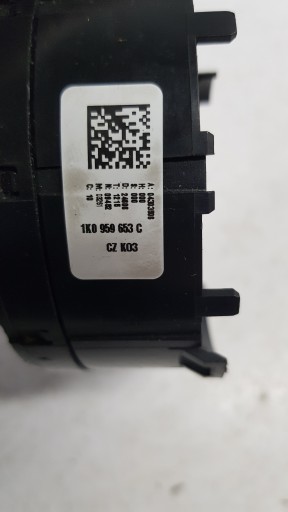 Датчик угла поворота рулевого колеса VW AUDI 1K0959653C