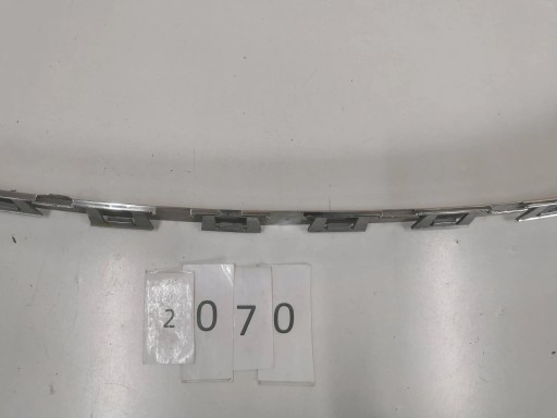 Chrom, listwa zderzaka przedniego PEUGEOT 407 2.070