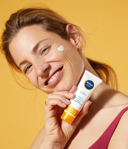 NIVEA SUN Крем для лица с SPF 50 + средство для снятия макияжа 100 мл