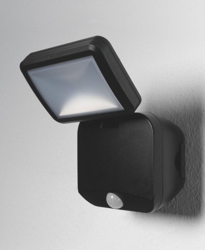 Светодиодный прожектор мощностью 4 Вт БАТАРЕЯ LEDVANCE SENSOR