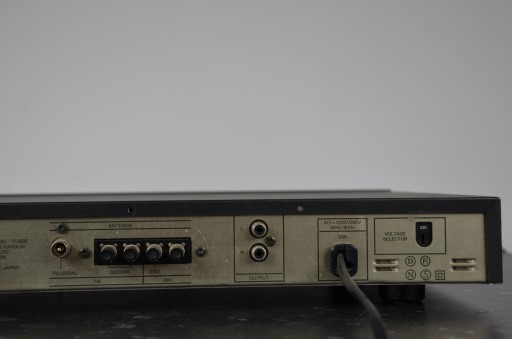ТЮНЕР HARMAN KARDON TU-909!! ВОЗМОЖНОСТЬ !!