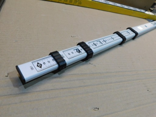 Телескопическая нивелирная рейка AR51 Stanley