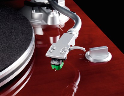 MM TEAC TN-3B АНАЛОГОВЫЙ ПОВОРОТНЫЙ Стол С РЕМЕНЬЮ, ВИШНЕВЫЙ