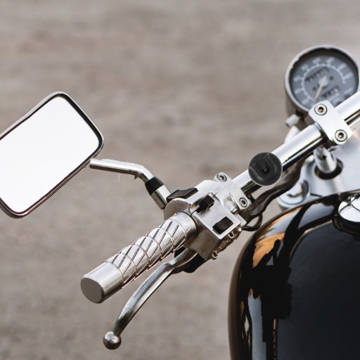 HAKI DO MIKROFONU RADIOFONICZNEGO WIESZAK MOCUJĄCY MOTOCYKL