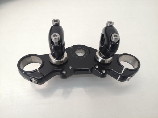 ПОДВЕСКА BONNEVILLE SE ВЕРХНЯЯ ПОЛКА T2047504