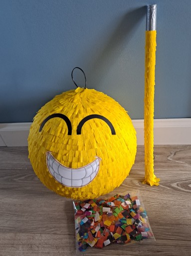 БОЛЬШАЯ ПИНИАТА 88 см СТИК EMOTIA SMILE + БЕСПЛАТНЫЕ ПОДАРКИ