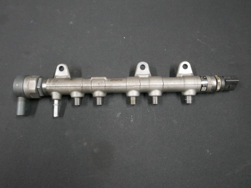 BMW F39 F48 G30 РЕЙКА ВПРЫСКА 8579240 190КМ