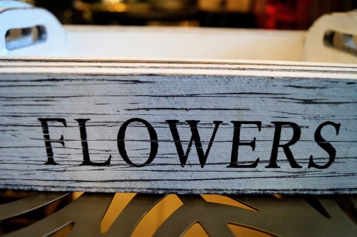 TACA DREWNIANA FLOWERS 29X19CM