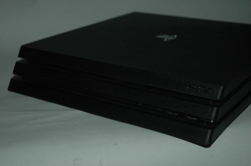 Консоль Sony PlayStation 4 CUH-7216B БЕЗ ПОДКЛАДКИ