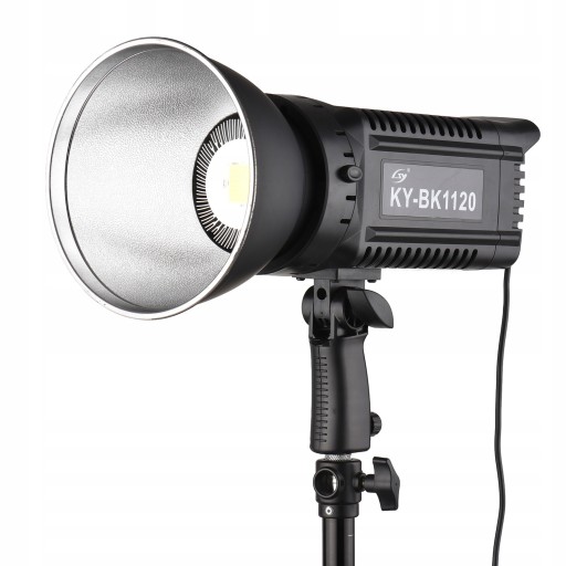 Lampa studyjna LED o mocy 150 W Regulacja