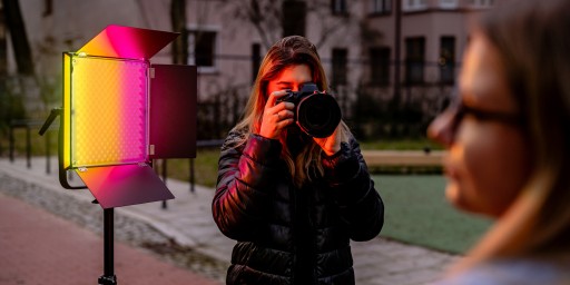 Студийная светодиодная лампа Newell RGB Vividha Effect 2700K - 10000K 60W DMX эффекты