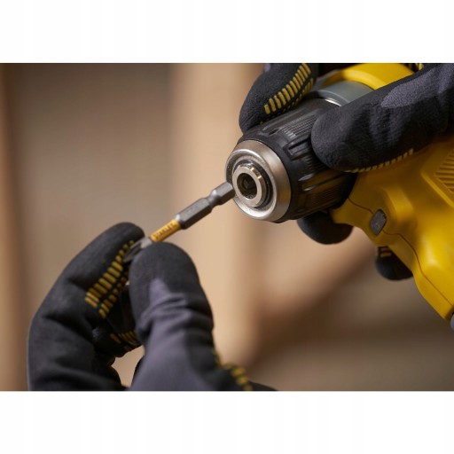 Угловая дрель STANLEY SFMCD750D2K V20 18V 2x2Ah