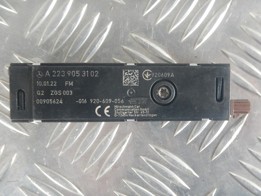 MERCEDES S W223 АНТЕННЫЙ УСИЛИТЕЛЬ A2239053102