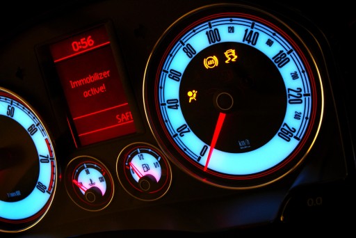 Volkswagen Golf 5 INDIGLO MoMan циферблаты одометра