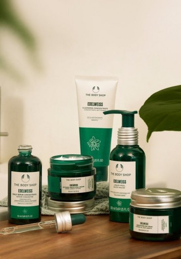 THE BODY SHOP Тканевая маска с сывороткой Эдельвейс