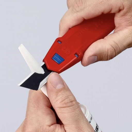 Нож Knipex со сломанным лезвием Tapet Tapeciak 18 мм