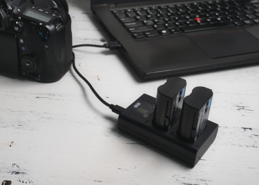 Двухканальное зарядное устройство DL-USB-C для аккумуляторов NP-W126 для Fujifilm Newell