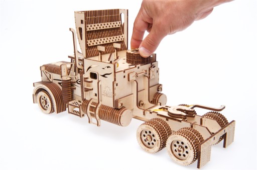 Трактор ВМ-03 механический 3D пазл UGears