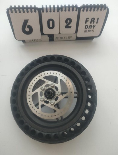 KOŁO TYLNE Z OPONĄ DO XIAOMI M365 /1S 8.5'' 110 MM