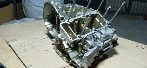 YAMAHA TDM 850 4TX КРАНЕРЫ БЛОК ДВИГАТЕЛЯ КРЫШКА КОРПУСА КОРПУСА КОРПУСА КАНЕРА