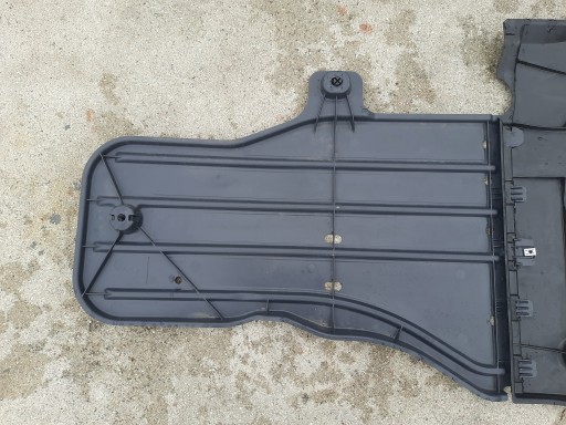 КРЫШКА ПАНЕЛЬ ШАССИ AUDI A3 8Y 5WA825101D
