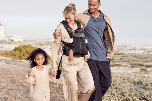 ПЕРЮТКА BABYBJORN HARMONY 3D MESH до 3 лет 18 кг Черный