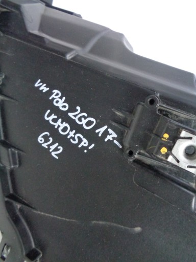 ФОНАРЬ ЛЕВАЯ ФАРА VW POLO 2G 2G0 17-