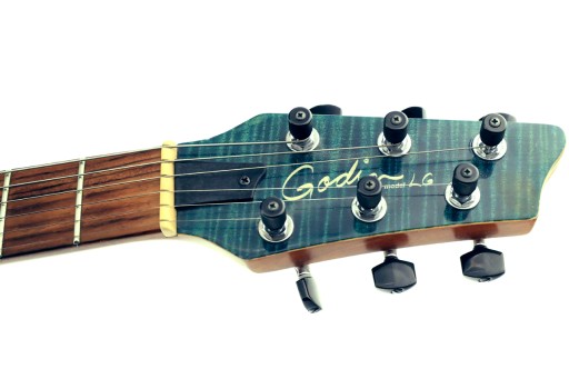 Godin LG Signature — идеальный профессиональный инструмент
