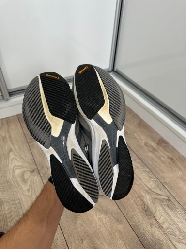ADIDAS GV7071 ADIOS 7 BUTY BIEGANIE SZARE 43 1/3 27,5 CM