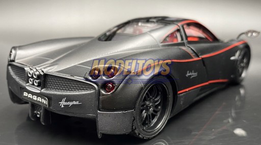 Pagani Huayra АТЛАСНАЯ КРАСКА 1:24 Motormax 79502