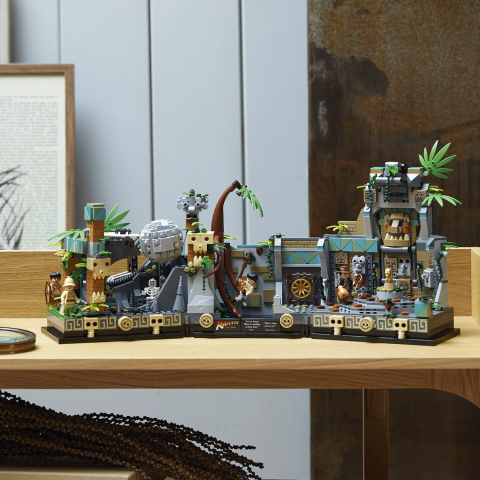 77015 LEGO INDIANA JONES Храм Золотого Идола