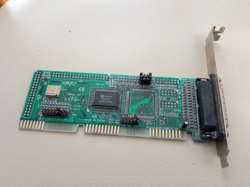 Контроллер Winbond W837871F