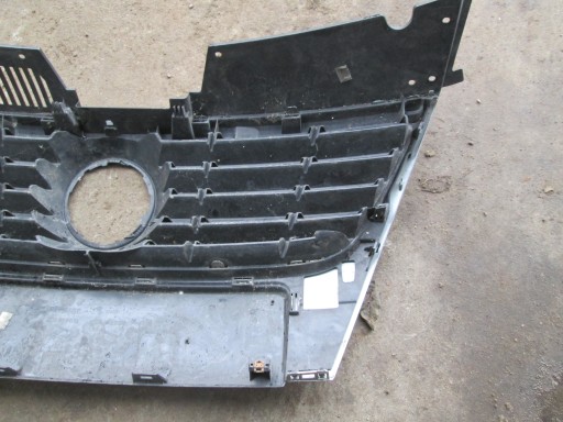 СНЯТИЕ РЕШЕТКА PASSAT B6 ХРОМ 3C0856651