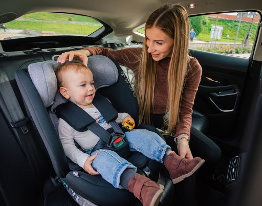 ПОВОРОТНОЕ АВТОКРЕСЛО ISOFIX 4BABY ROTOFIX 0–36 КГ I-SIZE 40–150 СМ