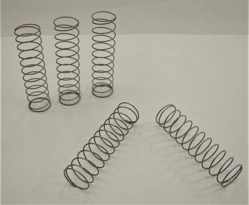 ПРУЖИНА НАЖИМАЮЩАЯ d=0,6 * Dz=14 * L=52 - 5 шт.