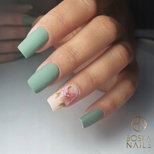 Lakiery Boska nails i Zestaw do hybryd lampa uv