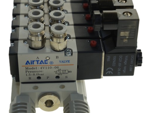 Wyspa 8 zaworowa AIRTAC Seria 100 5/2 - 1/8 - 12 V - 24V - 230 V