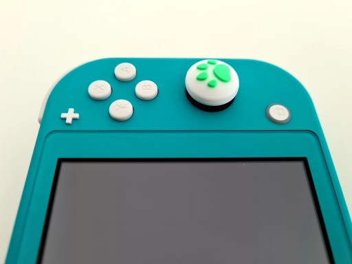 ЛАСТИК АНАЛОГОВЫЕ НАКЛАДКИ ДЛЯ NINTENDO SWITCH 4 ШТ.